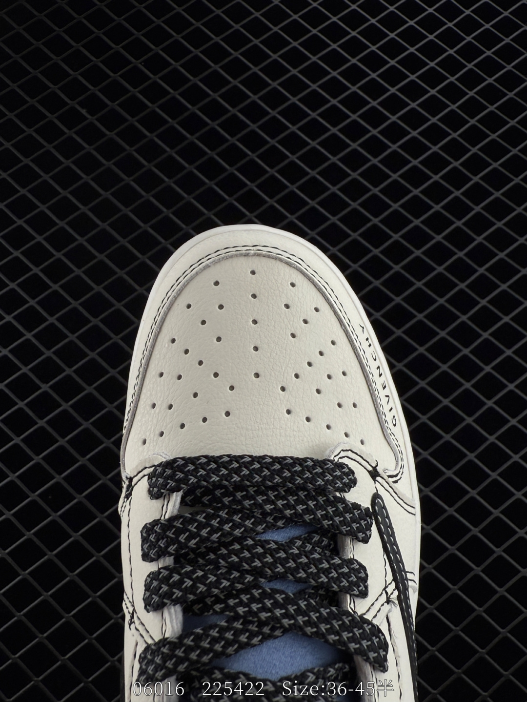 Travis Scott x Air Jordan 1 ” Reverse Mocha “